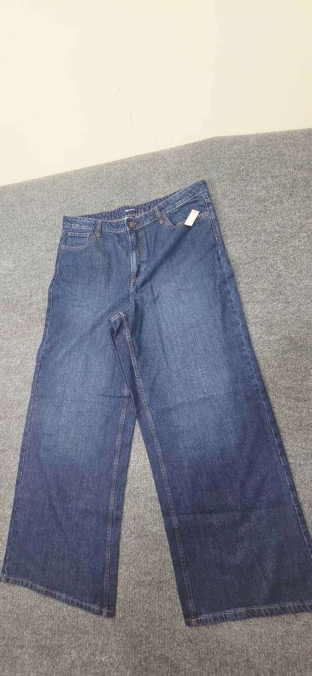 Amazon Essentials Women's High-Rise Wide-Leg Denim Jeans